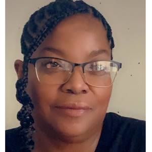 Meet your Posher, Joyce